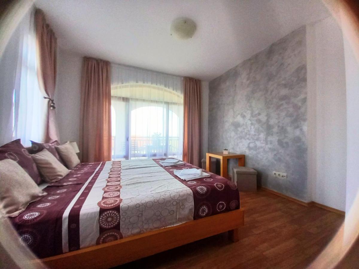 Къща За Гости Мускат 2 Aheloy ภายนอก รูปภาพ